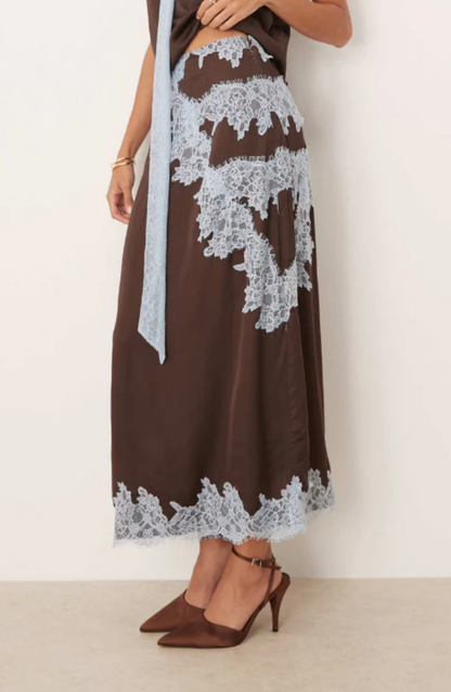 Riviera | Contrast Lace Halter Neck Skirt Set